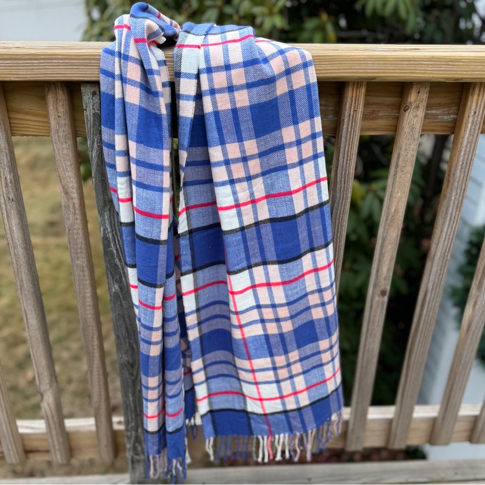 Gap Scarf
